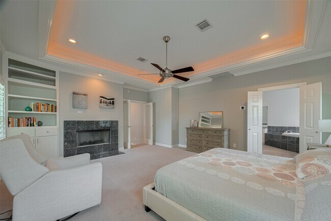 Building Photo - 4006 Lanark Ln