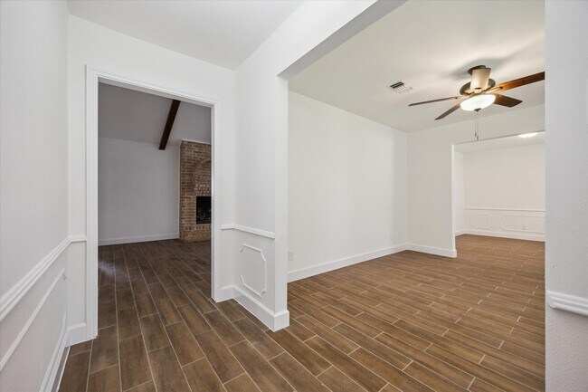 Building Photo - 12315 Whittington Dr