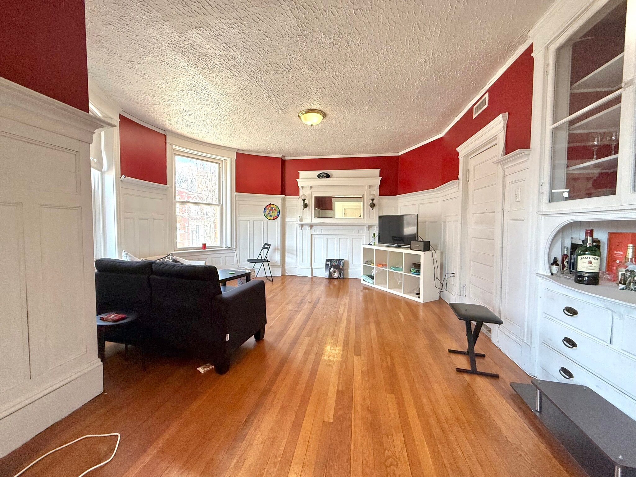 Building Photo - 1908 Beacon St