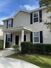 Building Photo - 97 Bass St