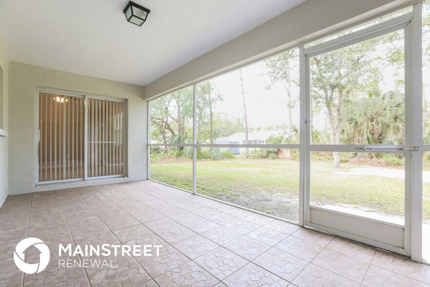 Building Photo - 4430 Glordano Ave