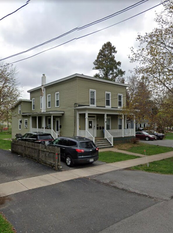 Building Photo - 22 Grove St