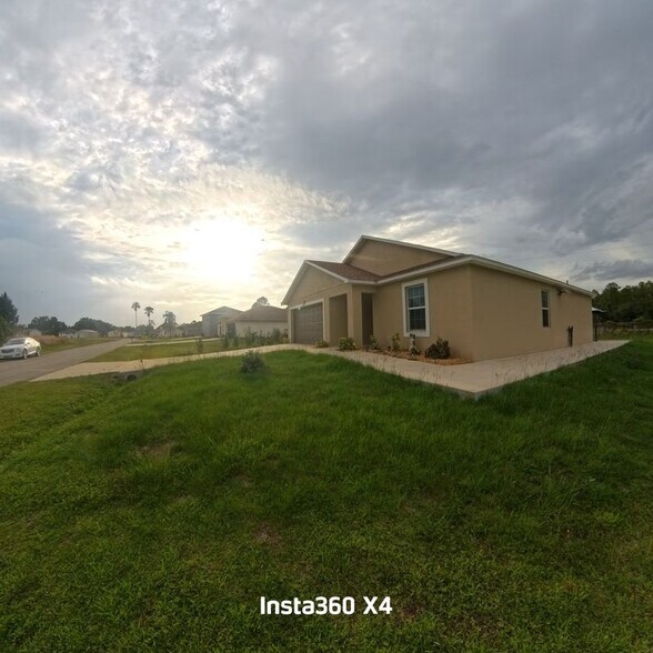 Building Photo - 25283 Canterbury Dr
