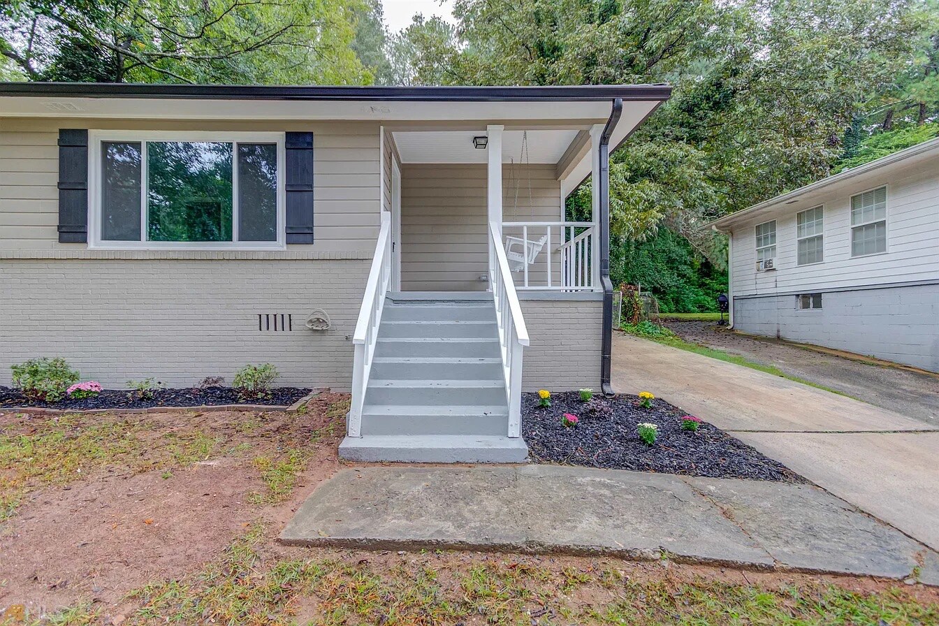 Building Photo - Room in House on Oldknow Dr NW