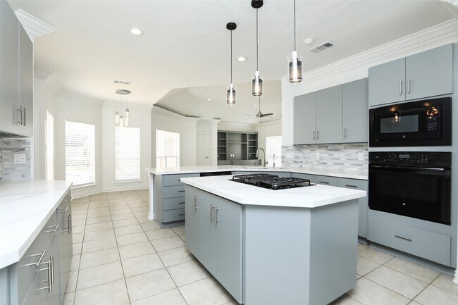 Building Photo - 1715 Cottage Landing Ln