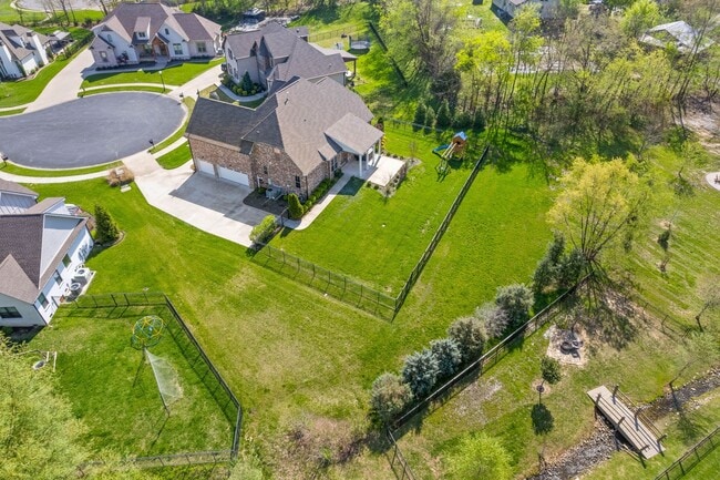 Building Photo - 250 Harrowgate Dr
