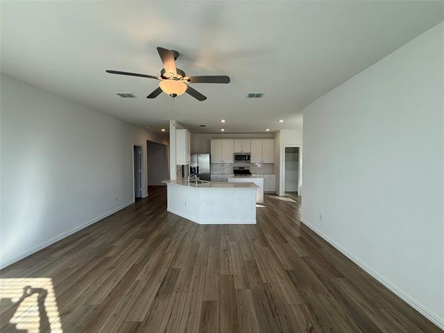 Building Photo - 1108 Flameleaf Dr