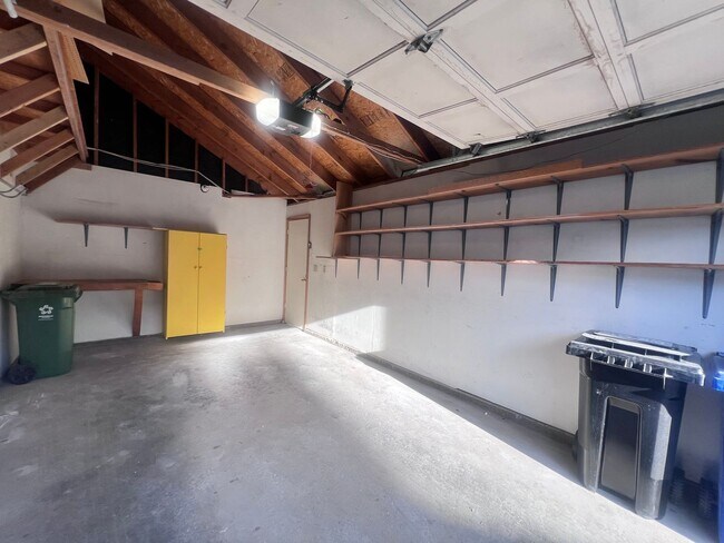 Building Photo - STUNNING 1BD/1BA CONDO IN FREMONT CA!!!!