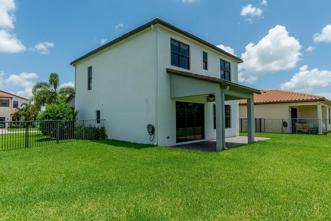 Building Photo - 5447 Starfish Rd