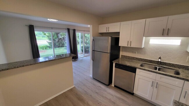 Building Photo - 1186 Auburn Ln