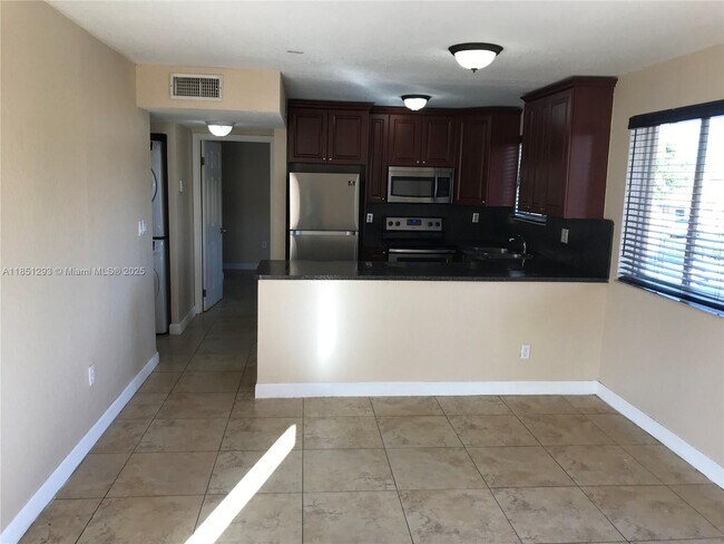 Building Photo - 6206 SW 131st Pl
