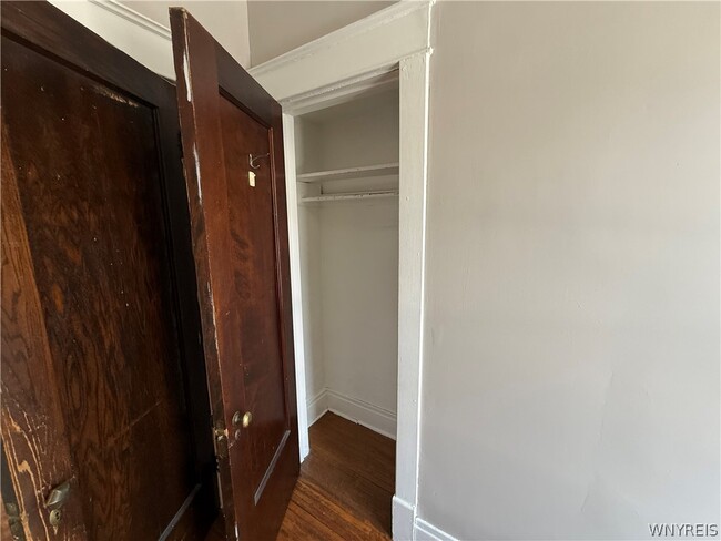 Building Photo - 319 Bryant St