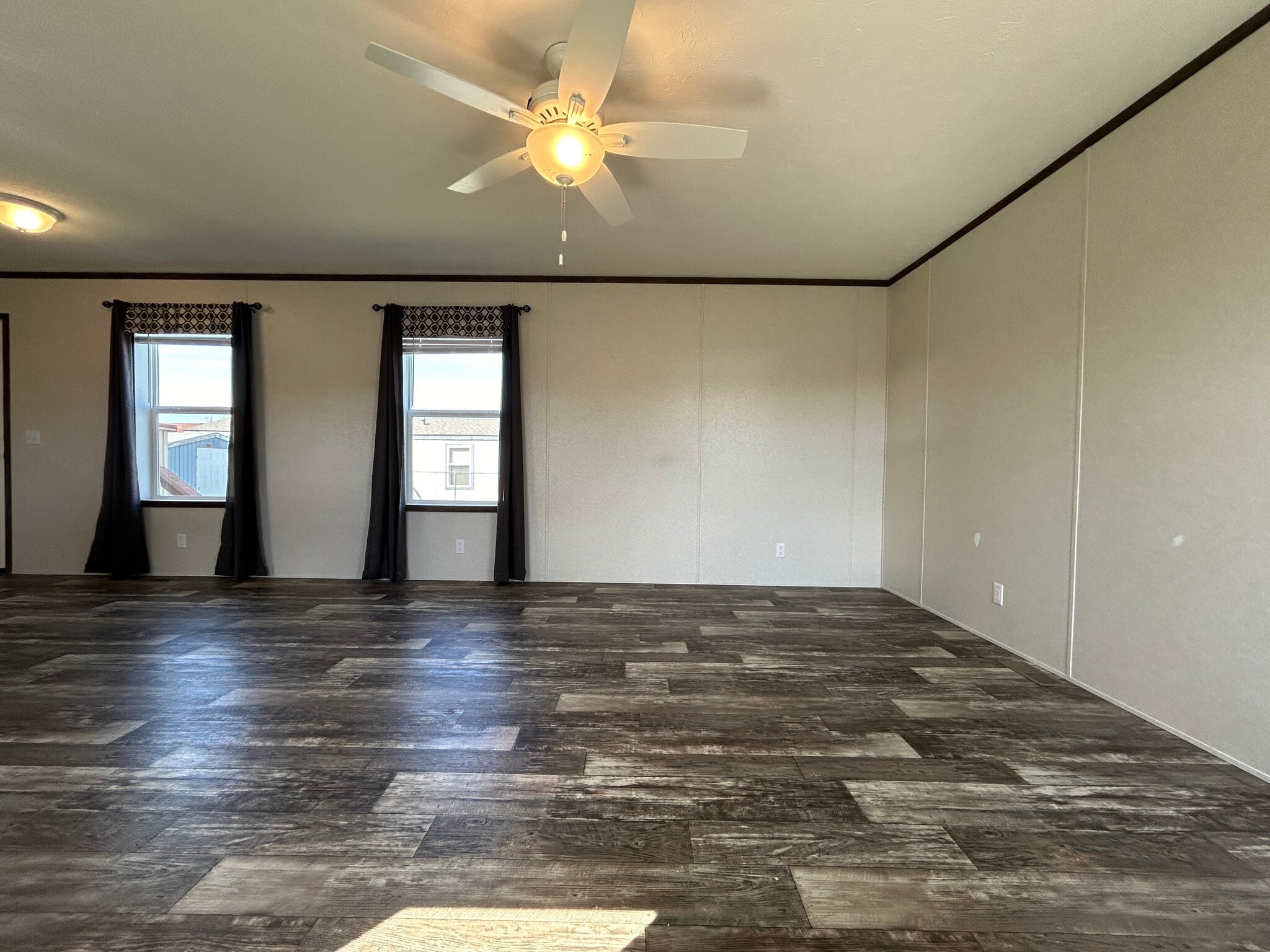 Building Photo - 18 Skeena St