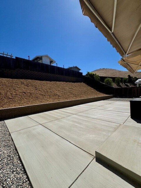 Building Photo - 2764 Rio Seco Dr