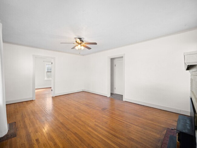 Building Photo - Modern & Cozy Retreat in Spokane – Prime Location Near Downtown