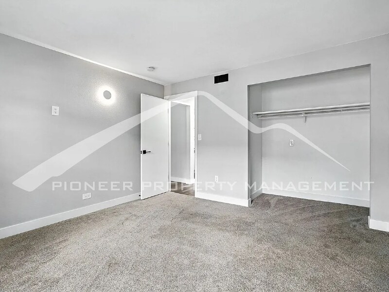 Building Photo - 9220 E Girard Ave
