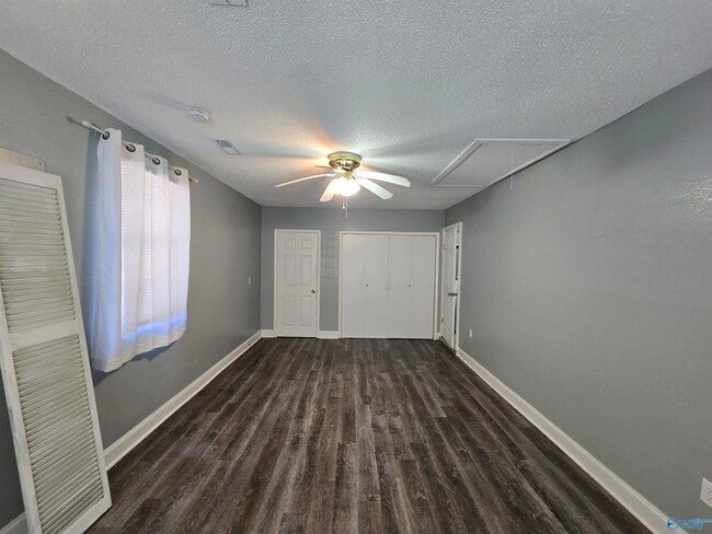 Building Photo - 159 Mallard Dr