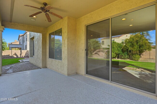 Building Photo - 18560 E Strawberry Dr