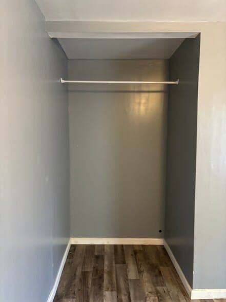 Building Photo - 707 Cecelia Ave