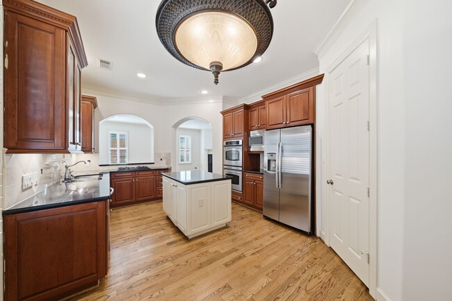 Building Photo - 6343 Mystic Bridge Dr