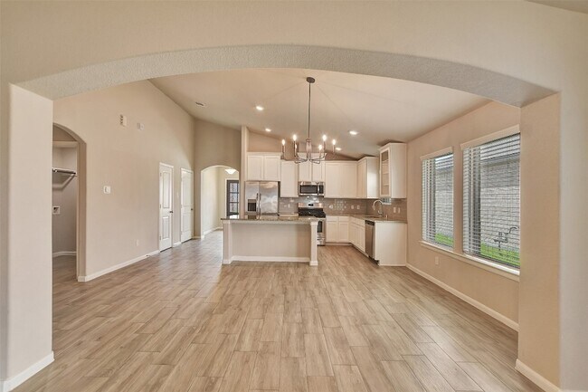 Building Photo - 388 Kendall Crest Dr