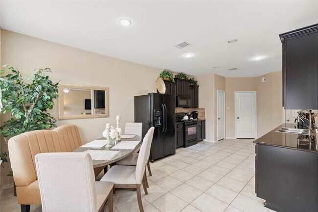 Building Photo - 3418 Bainbridge Hill Ln