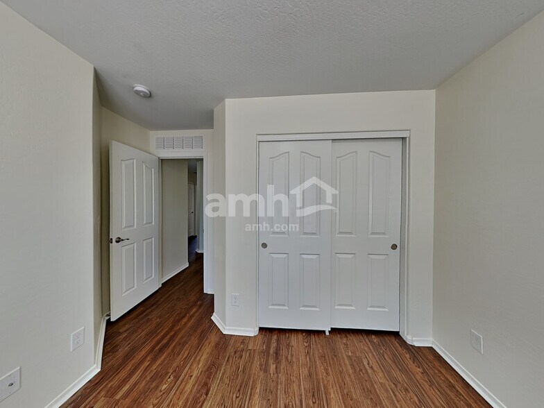 Building Photo - 13101 N 127th Ln
