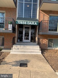 Building Photo - 12656 Dara Dr