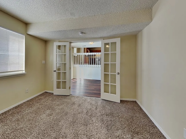 Building Photo - 3473 Foxridge Dr