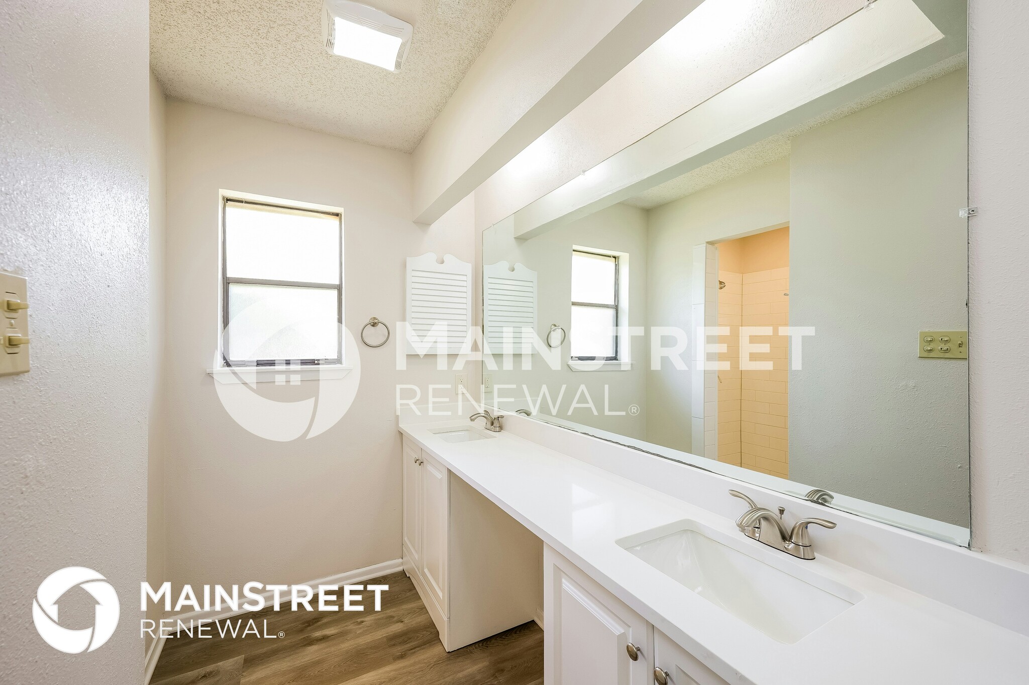 Building Photo - 2755 Knoll Tree St