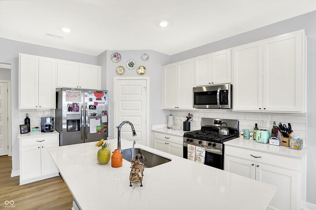Building Photo - 1763 Trinity Ln