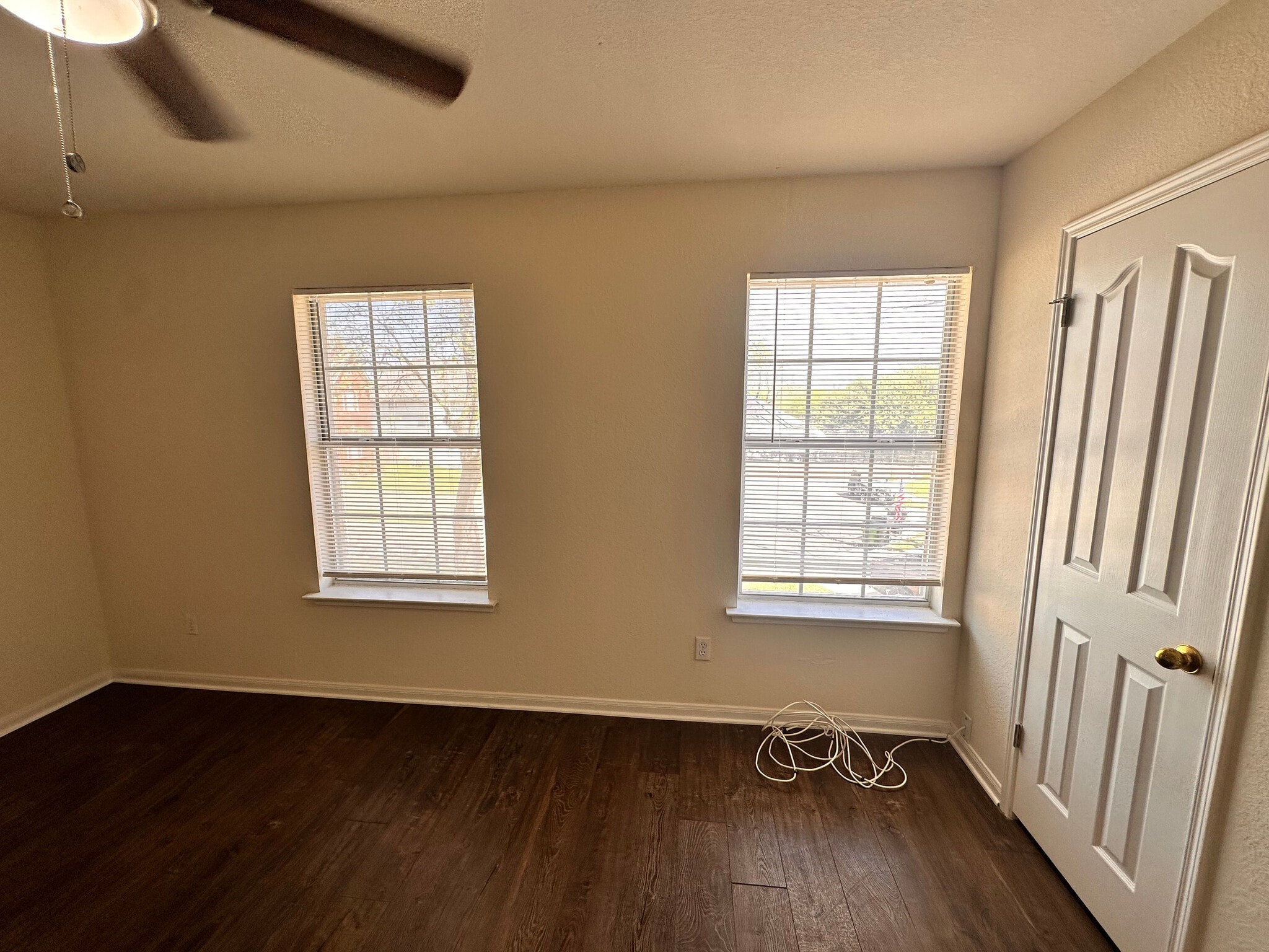 Building Photo - Room in House on Fort Grant Dr
