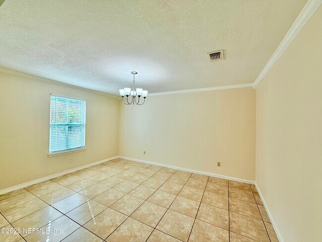 Building Photo - 10373 Windfern Ct N