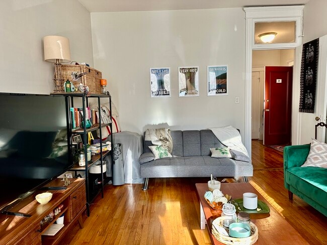 Building Photo - 2 Ayr Rd