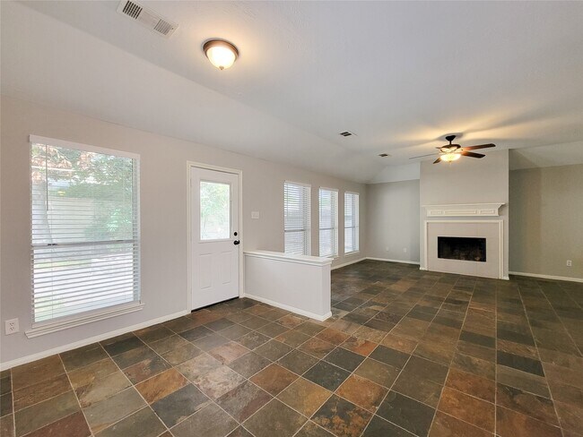 Building Photo - 18214 Arbormont Dr