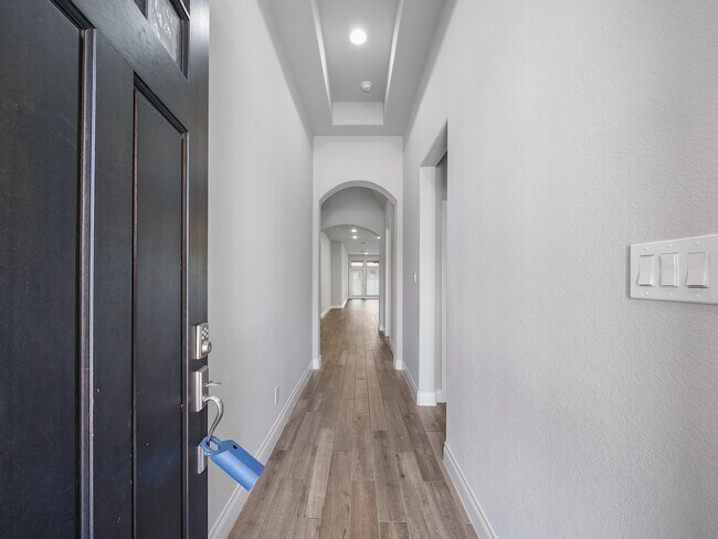 Building Photo - 15039 Montezuma Quail Dr