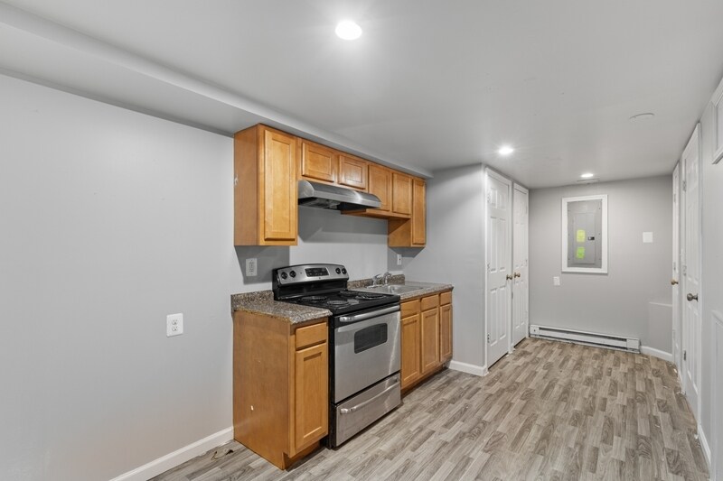 Building Photo - 1005 N Arlington Ave