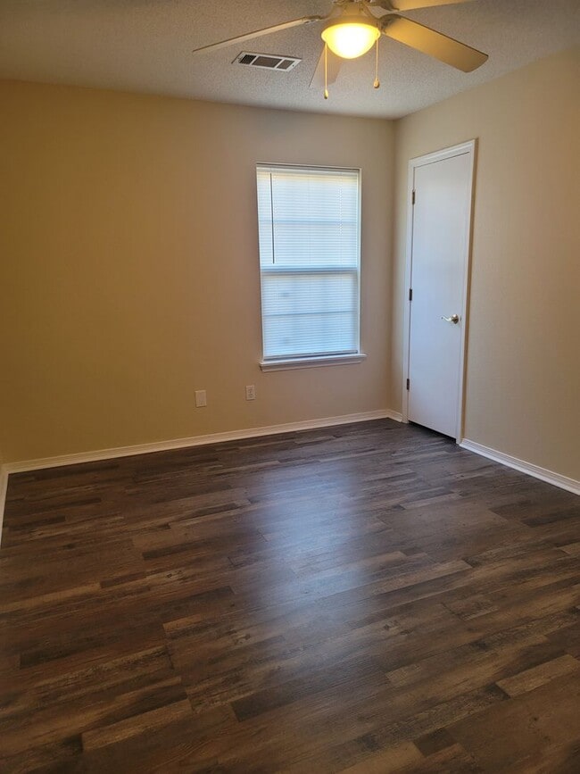 Building Photo - 3802 Owen St