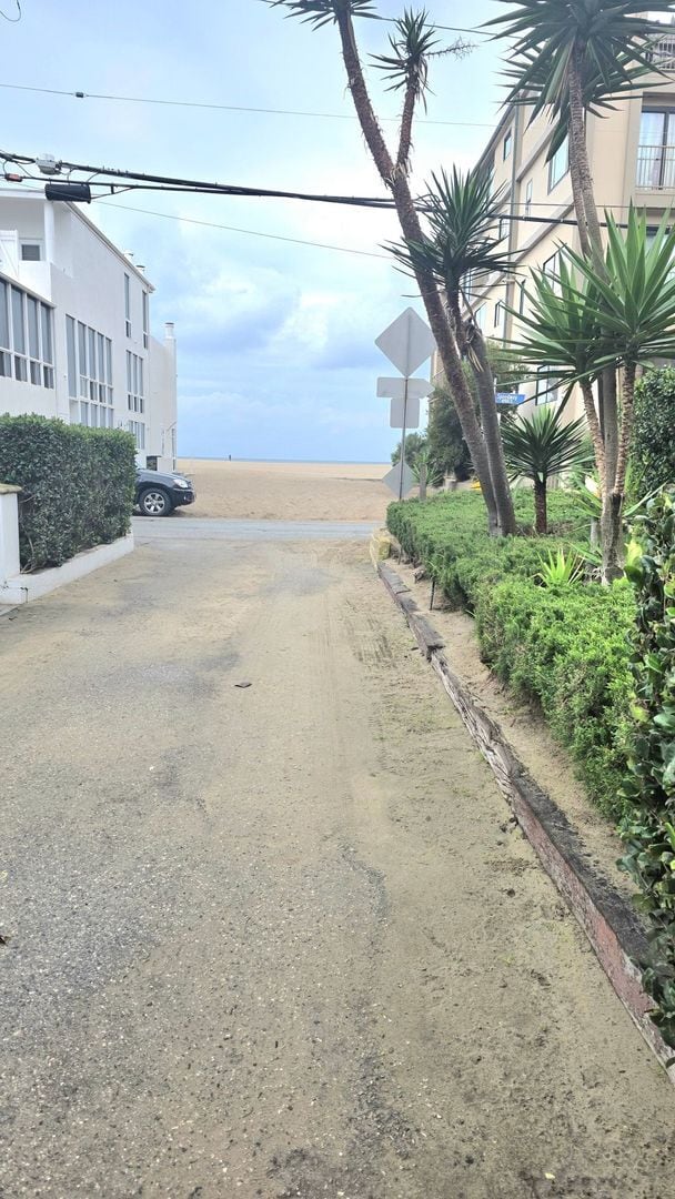 Building Photo - MR0021 (RUBS)