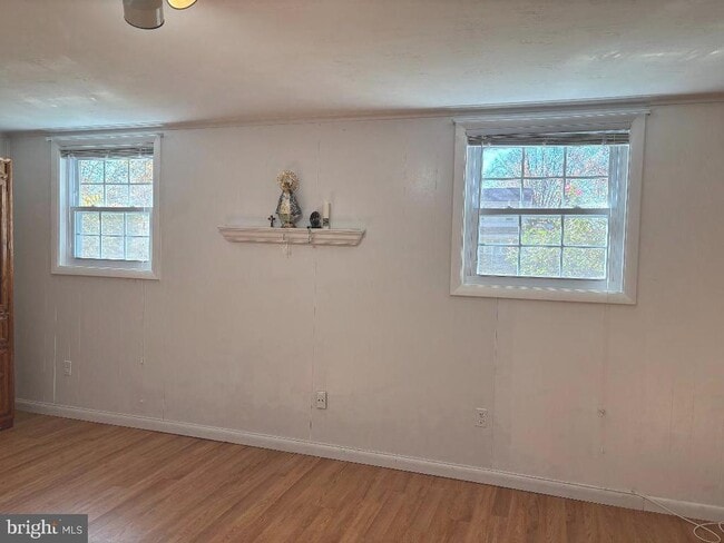 Building Photo - 5315 Manorfield Rd