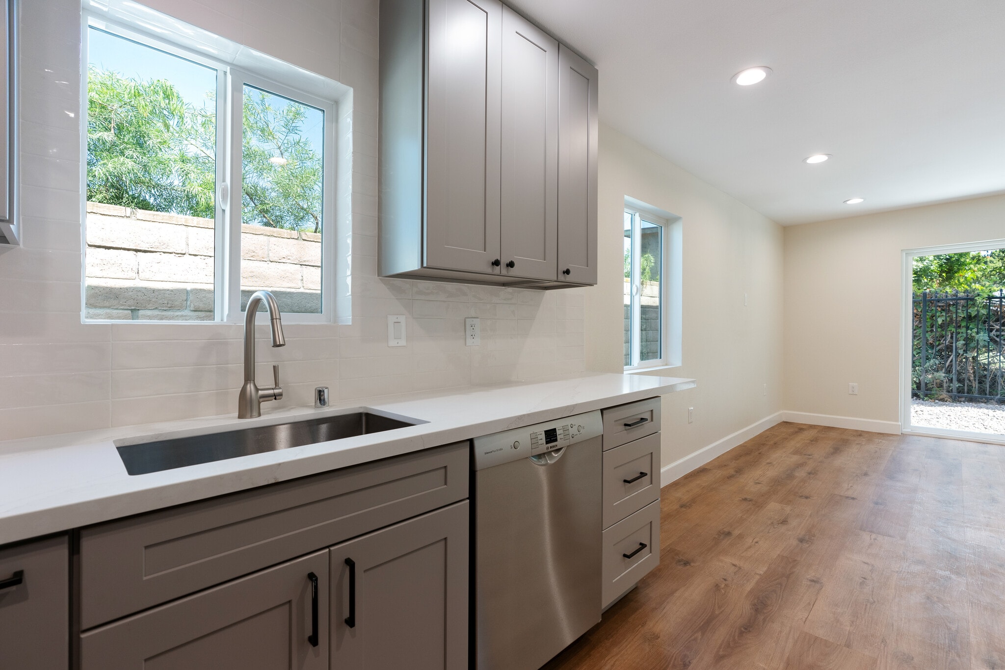 Building Photo - 2447 29th St