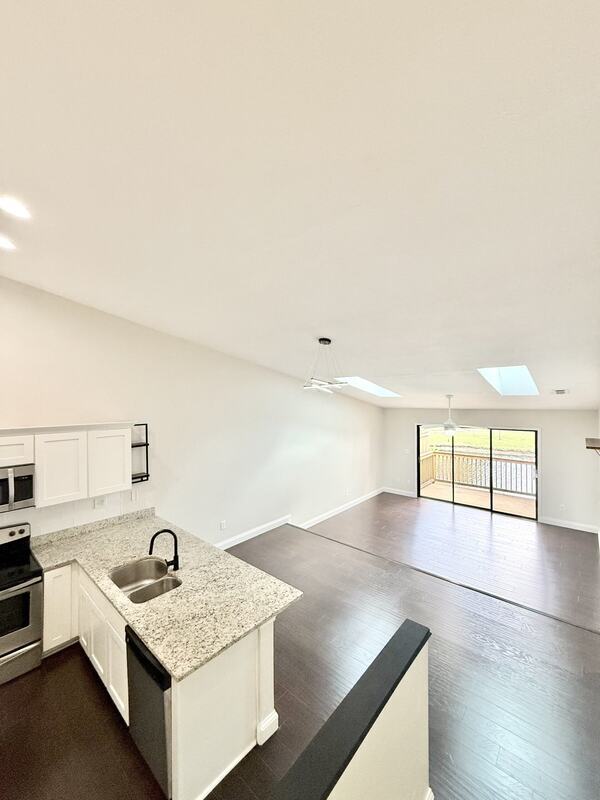 Building Photo - 6388 93rd Terrace N