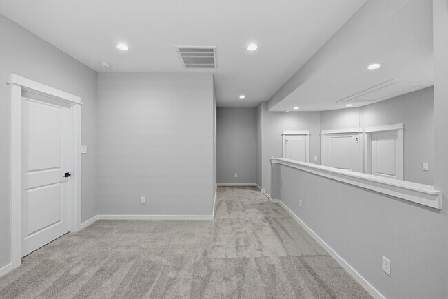 Building Photo - 413 Stonework Garden Ln