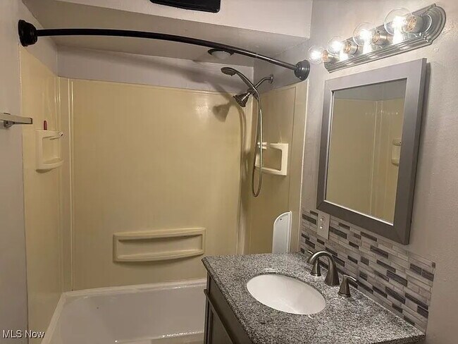 Building Photo - 3664 W 48th St