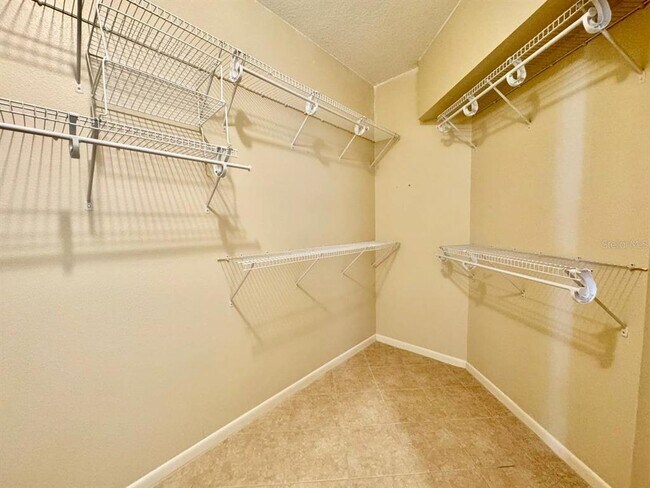 Building Photo - 4336 Worthington Cir