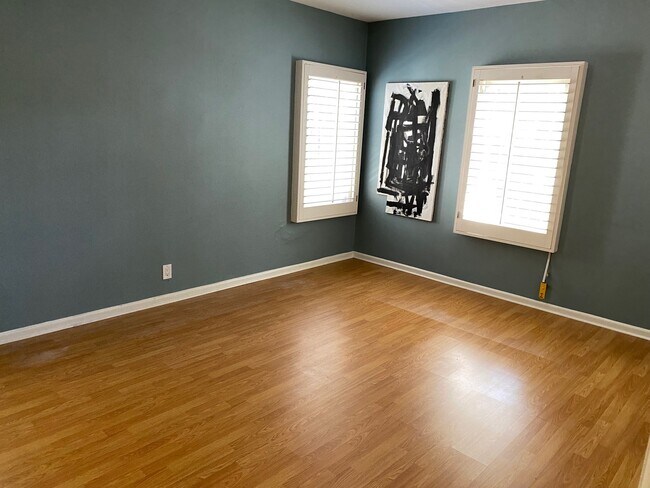 Bedroom - 8234 Romaine St