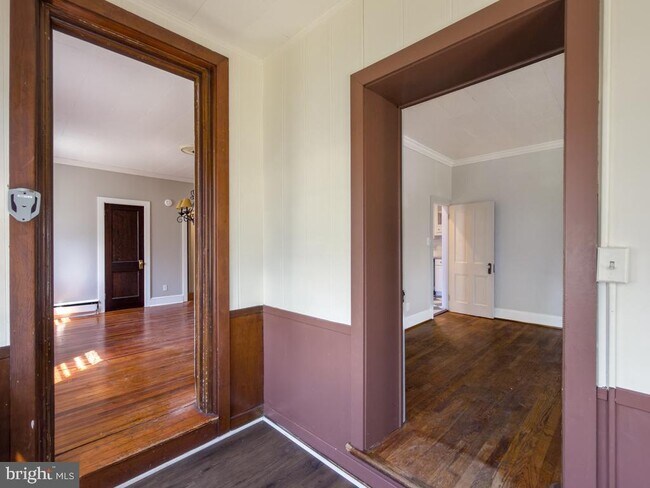 Building Photo - 2838 Booser Ave.