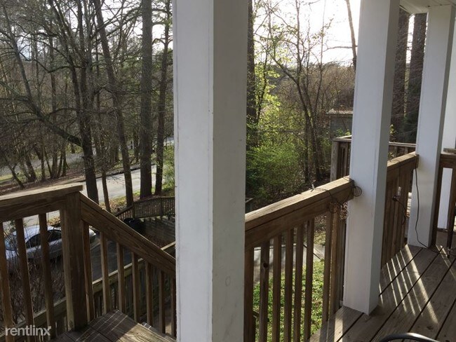 Building Photo - 2 br, 1.5 bath Condo - 162 Oxbo Rd