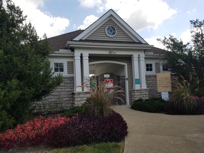 Building Photo - 1389 Meadowrun Ln