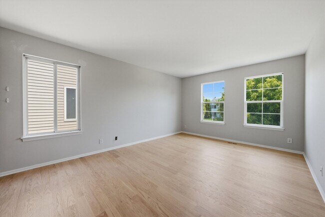 Building Photo - 21854 W Kentwood Dr